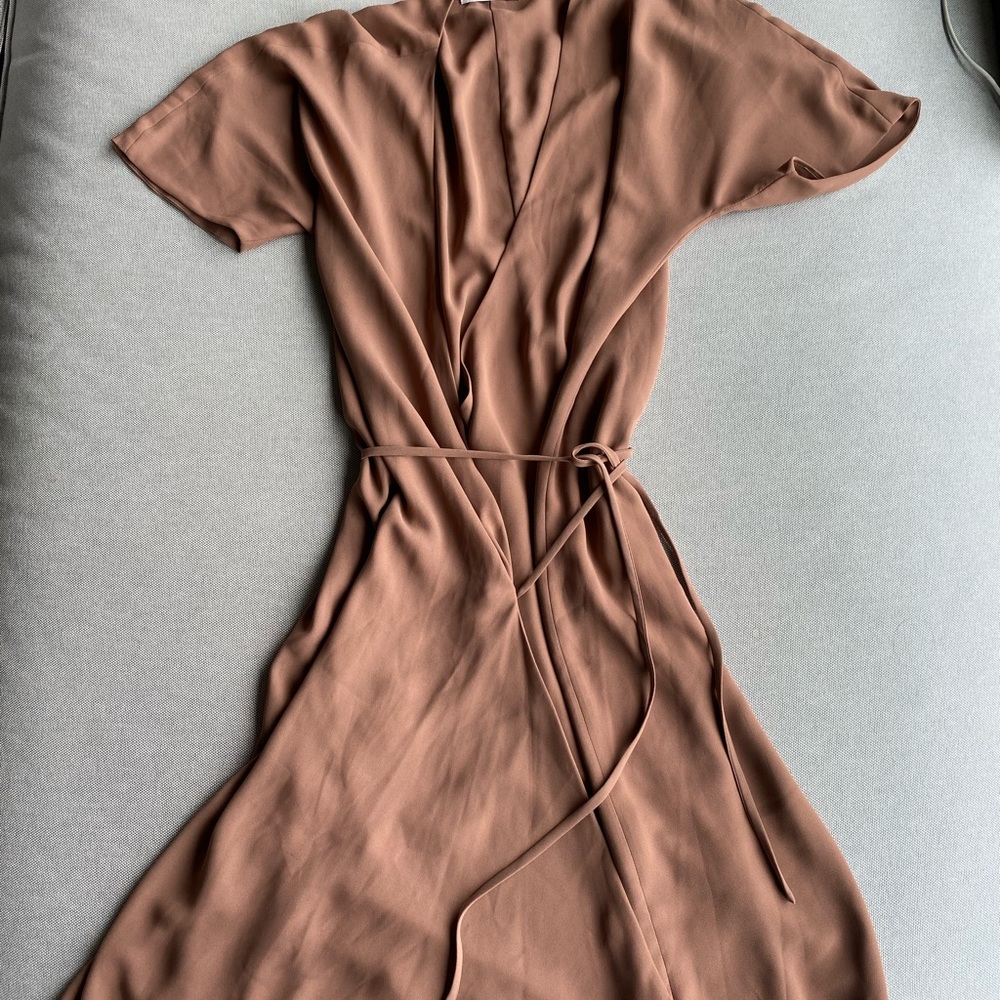 Aritzia “Wallace” wrap dress by Babaton - Picture 2 of 5